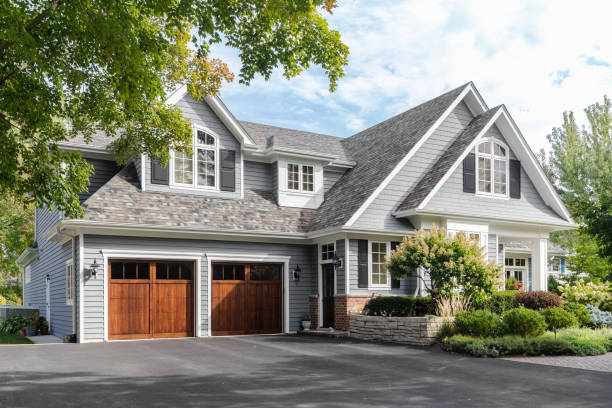 Best Emergency Roof Repair Services  in East Rancho Dominguez, CA